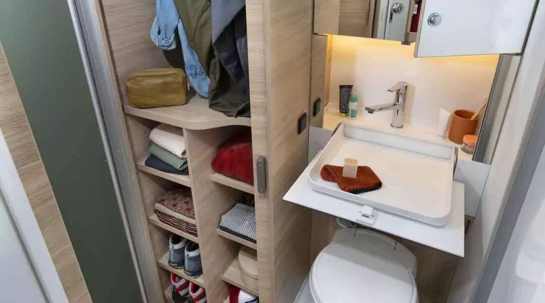 Camper - Compact Citycamper! (2 seats) - Image 6