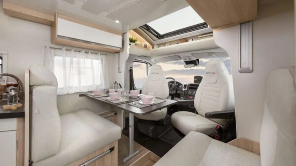 Siena 390 - Campervan for 5!